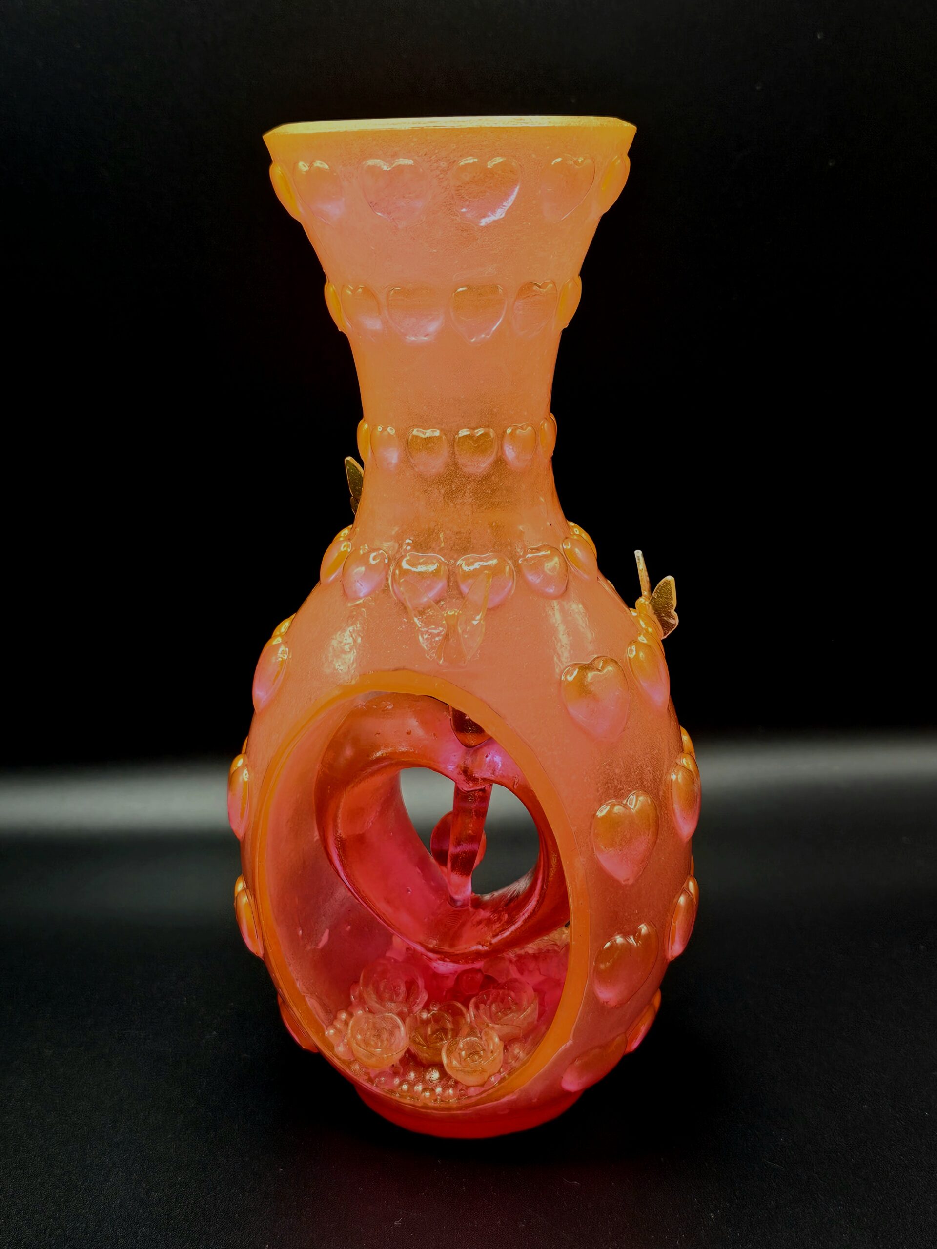 Special vase for a client that was resin printed in a special color.